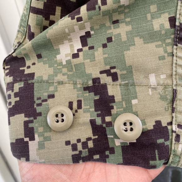 Authentic U.S. Navy Jacket, US Army Jacket - Picture 11 of 13